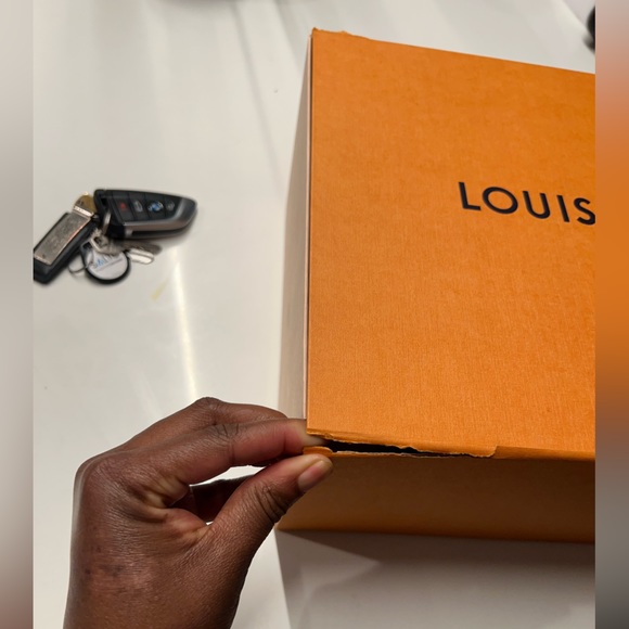 Louis Vuitton empty box - Picture 3 of 5
